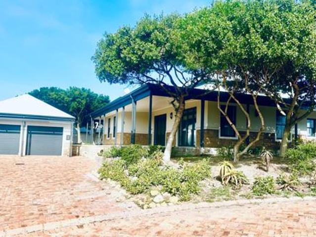 House for sale in Cape Town, Western Cape