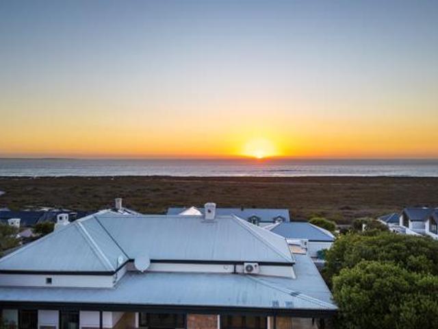 House for sale in Cape Town, Western Cape