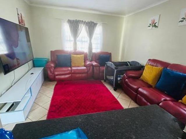 House for rent in Waterkloof, Gauteng