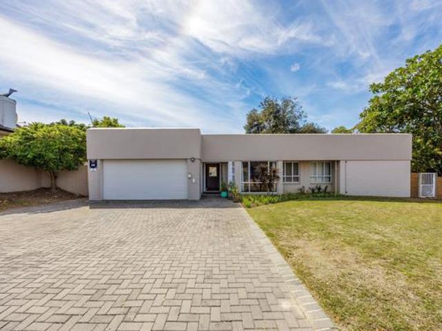 House for sale in Cape Town, Western Cape