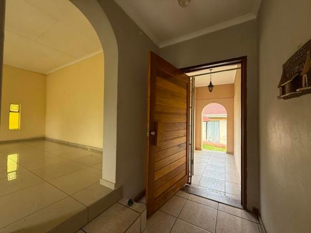 House for sale in Newcastle Local Municipality, Amajuba District Municipality
