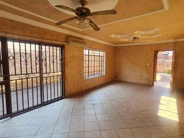House for sale in Tlhabane, North West