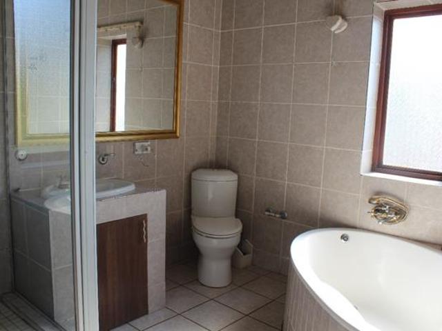 House for sale in eMalahleni, Emalahleni Local Municipality