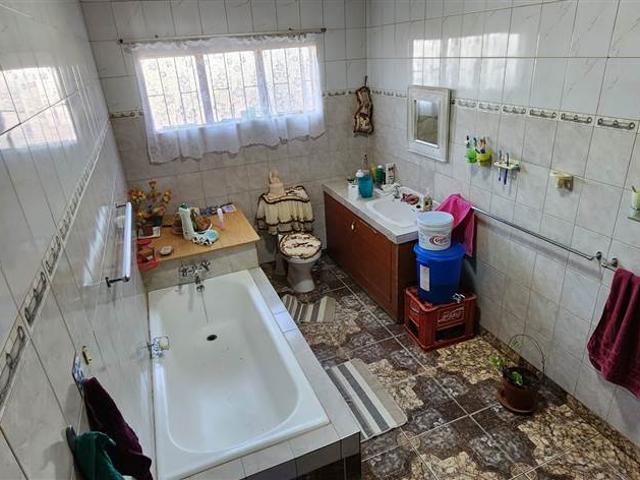 House for sale in Frances Baard, Northern Cape