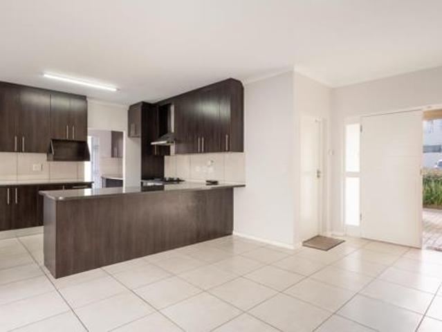 House for sale in Cape Town, Western Cape