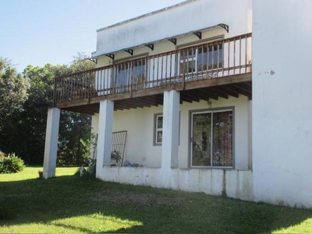 House for sale in Bushmans River Mouth, Eastern Cape