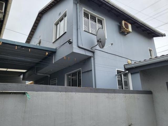 House for rent in Chatsworth, Kwazulu-natal