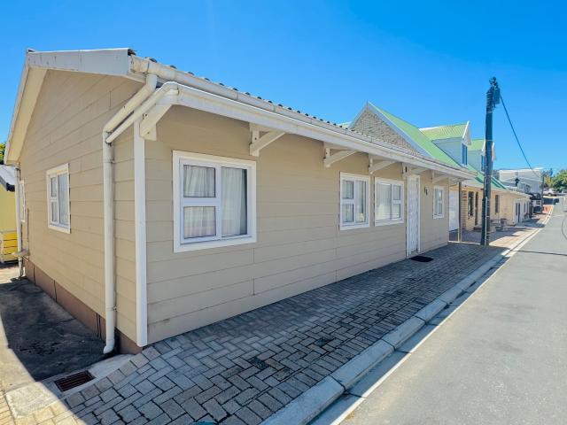 House for sale in Mossel Bay, Western Cape