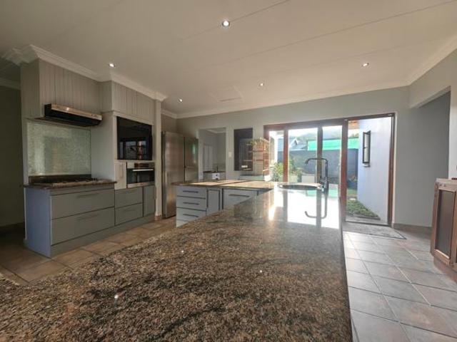 House for sale in Ugu District Municipality, Kwazulu-natal