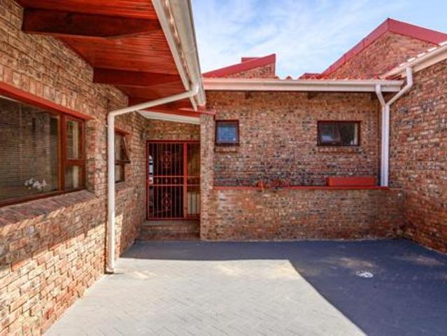 House for sale in Nelson Mandela Bay Ward 18, Nelson Mandela Bay Metropolitan Municipality