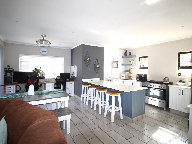House for sale in East London, Eastern Cape