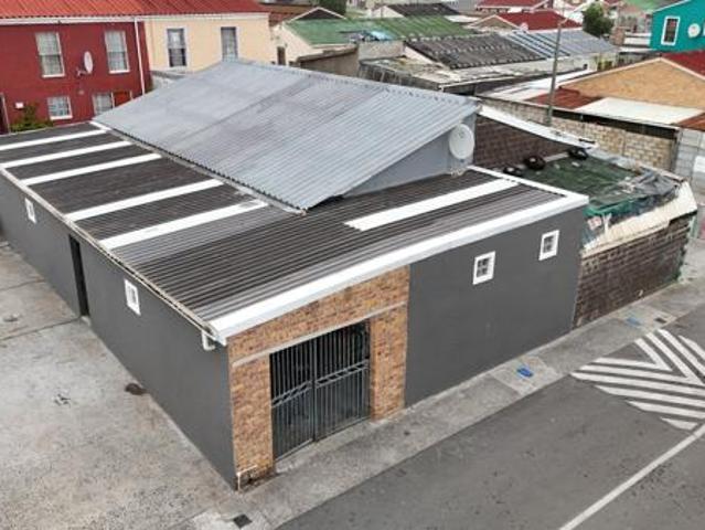 House for sale in Cape Town, Western Cape