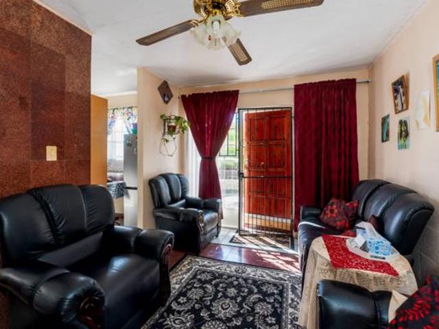 House for sale in Cape Town, Western Cape