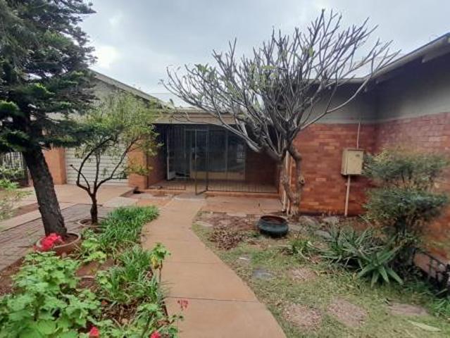 House for sale in Frances Baard, Northern Cape