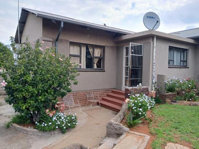 House for sale in Kimberley, Frances Baard District Municipality