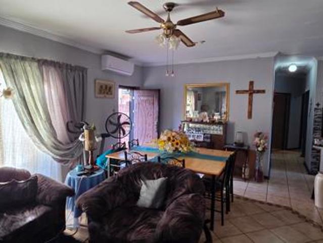 House for sale in Frances Baard, Northern Cape