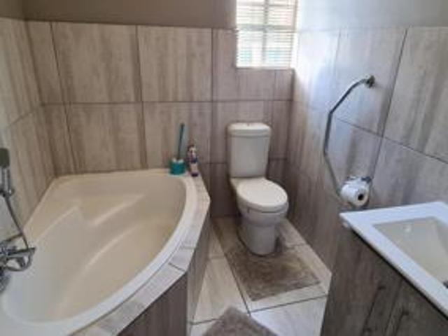 House for sale in Frances Baard, Northern Cape