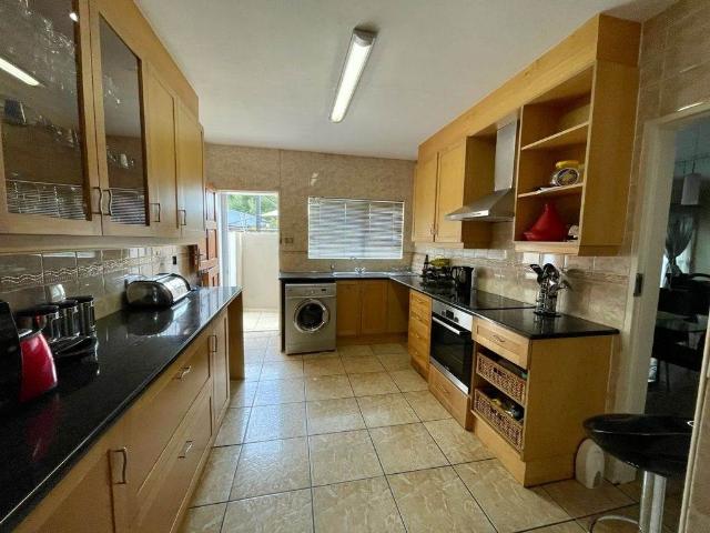 House for sale in Johannesburg, East