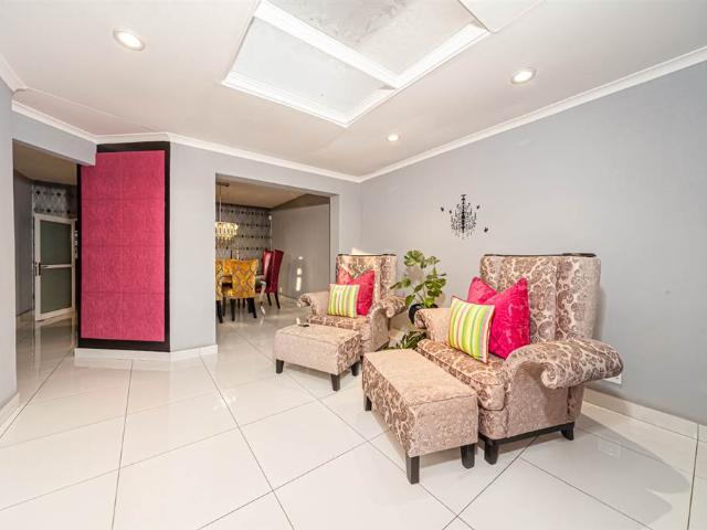 House for sale in Johannesburg, East