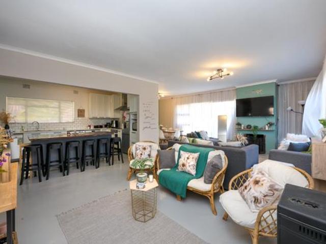 House for sale in Cape Town, Western Cape