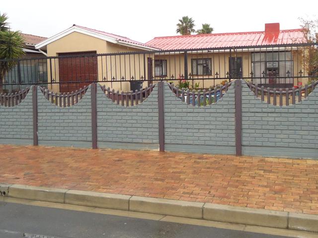 House for sale in Kraaifontein, Western Cape
