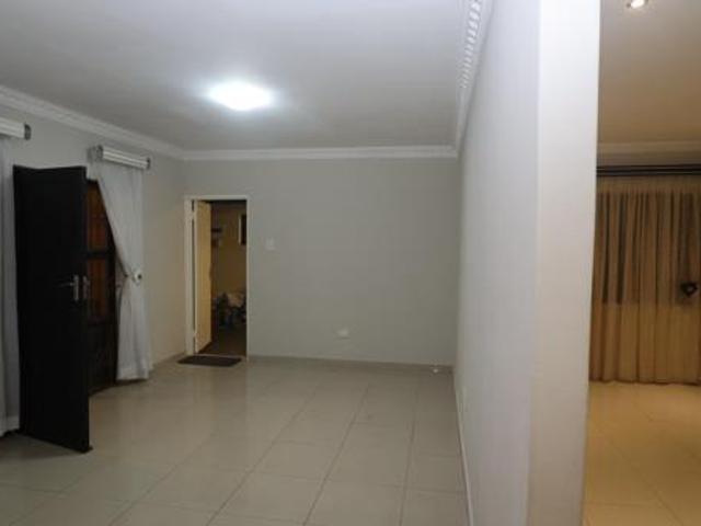 House for sale in oThongathi, eThekwini Metropolitan Municipality