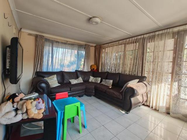 House for sale in Tongaat Beach, Kwazulu-natal