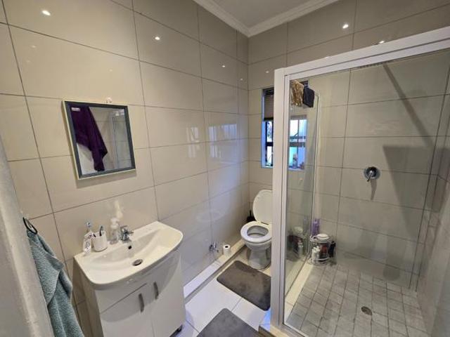 House for rent in Seaview, Kwazulu-natal