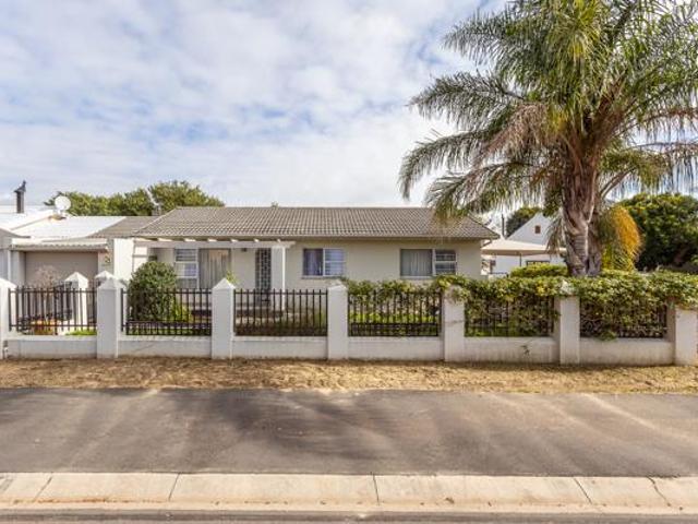 House for sale in Durbanville, Western Cape