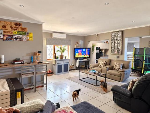 House for sale in Durbanville, Western Cape