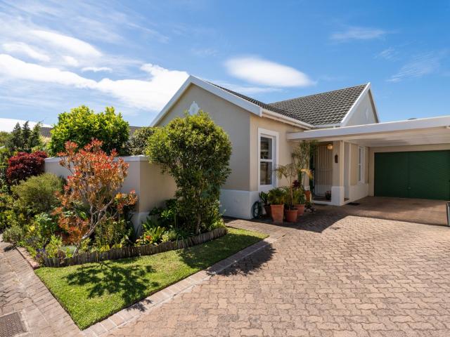 House for sale in Bergvliet, City of Cape Town