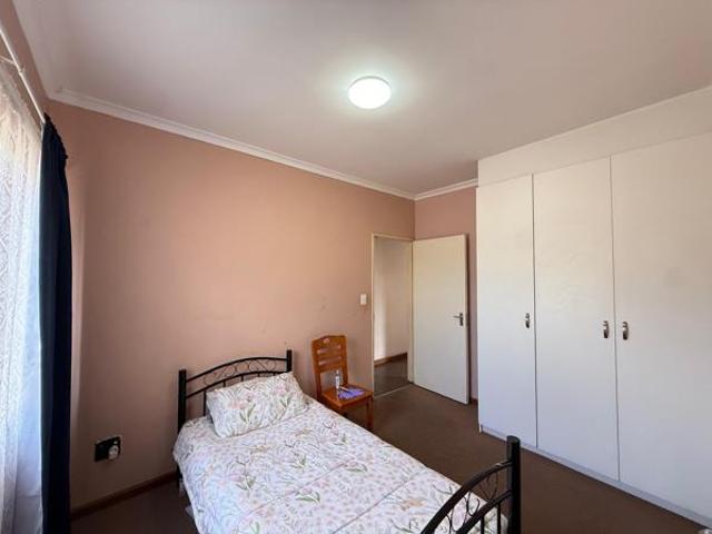 House for sale in Cape Town, Western Cape