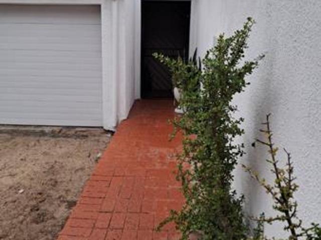 House for sale in Cape Town, Western Cape
