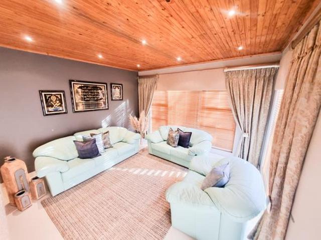 House for sale in Gert Sibande, Mpumalanga