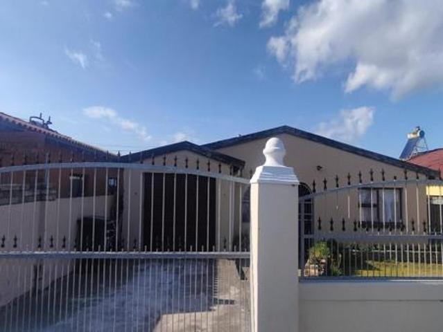 House for sale in Nelson Mandela Bay Ward 18, Nelson Mandela Bay Metropolitan Municipality
