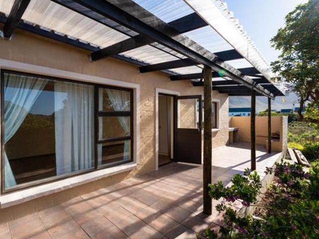 House for rent in Rietpoel, Theewaterskloof Local Municipality