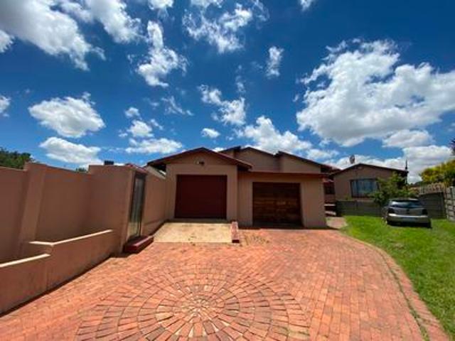 House for sale in Kempton Park