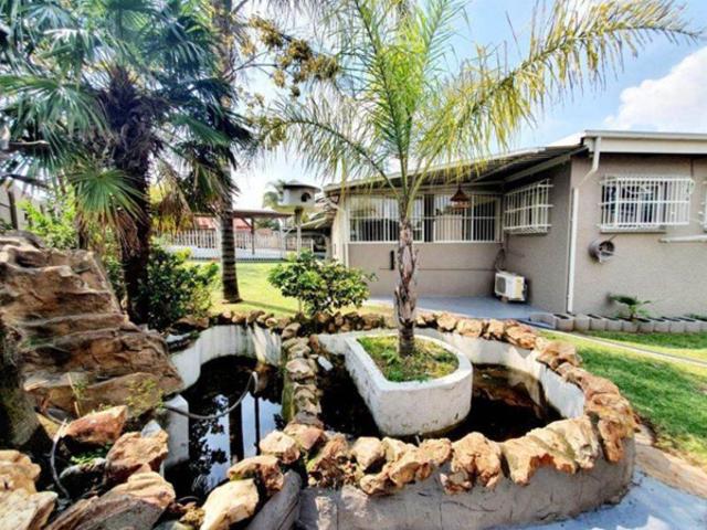 House for rent in Glenmarais