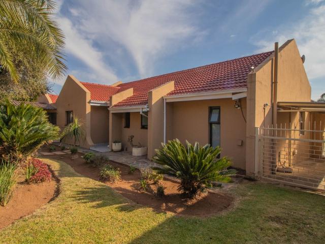 House for sale in Kempton Park, Birchleigh North House for sale in Kempton Park, Birchleigh North