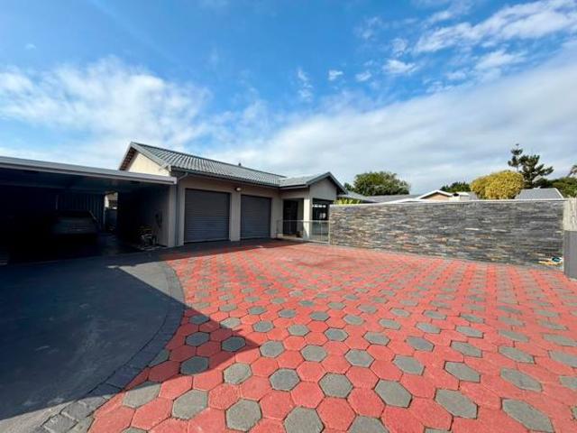 House for sale in UMhlathuze Municipality, Kwazulu-natal