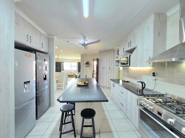 House for sale in UMhlathuze Municipality, Kwazulu-natal