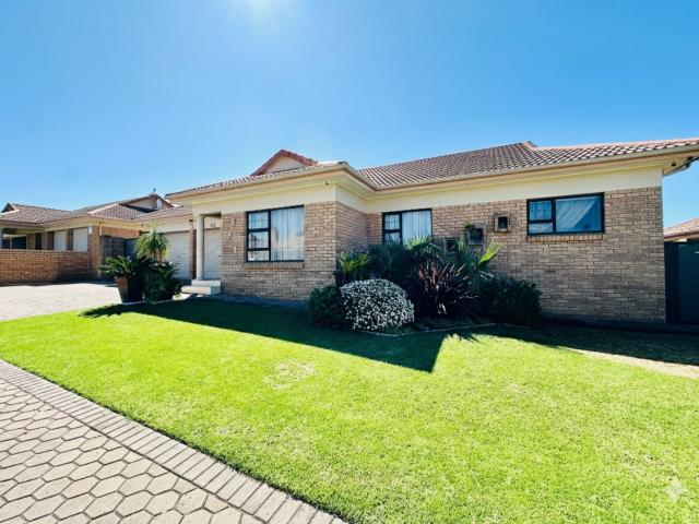 House for sale in Groot Brak Rivier, Western Cape