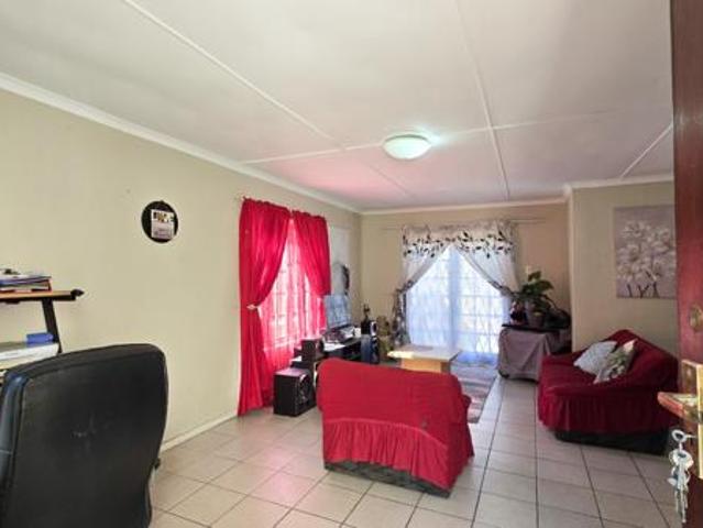 House for sale in Amatola View, Bhisho