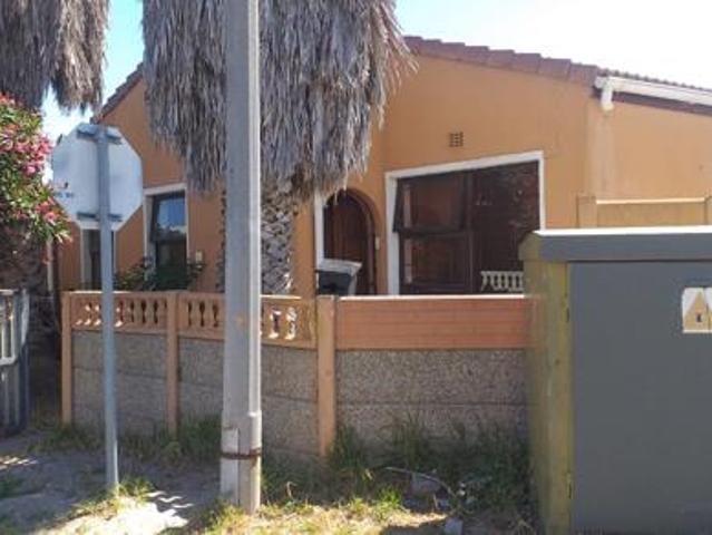 House for sale in Cape Town, Western Cape