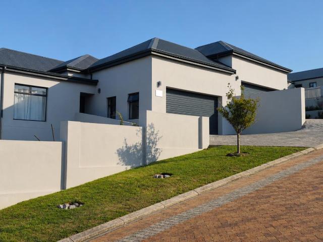 House for sale in Groot Brak Rivier, Western Cape