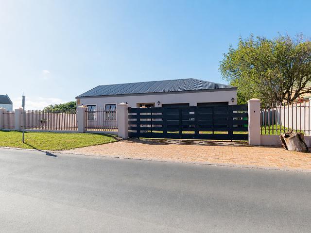 House for rent in West Coast, Britannia Bay