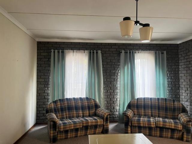 House for sale in Upington, ǁKhara Hais Local Municipality