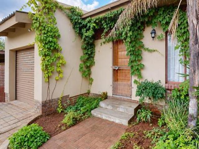 House for sale in Upington, ǁKhara Hais Local Municipality