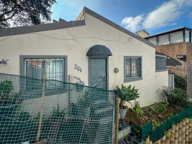 House for sale in Cape Town, Western Cape