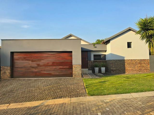 House for sale in Waterkloof, Gauteng